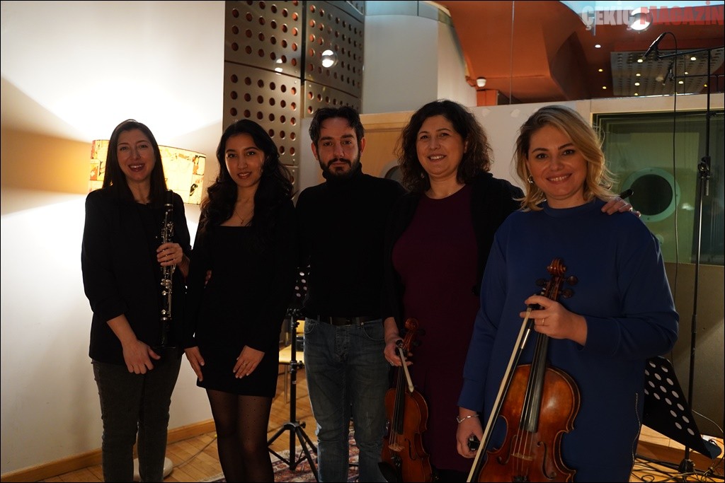 ULUSLARARASI MÜZİK YARIŞMASINDA BİRİNCİ OLDU  “FAR AWAY FROM SHORE” BİRİNCİ SEÇİLDİ