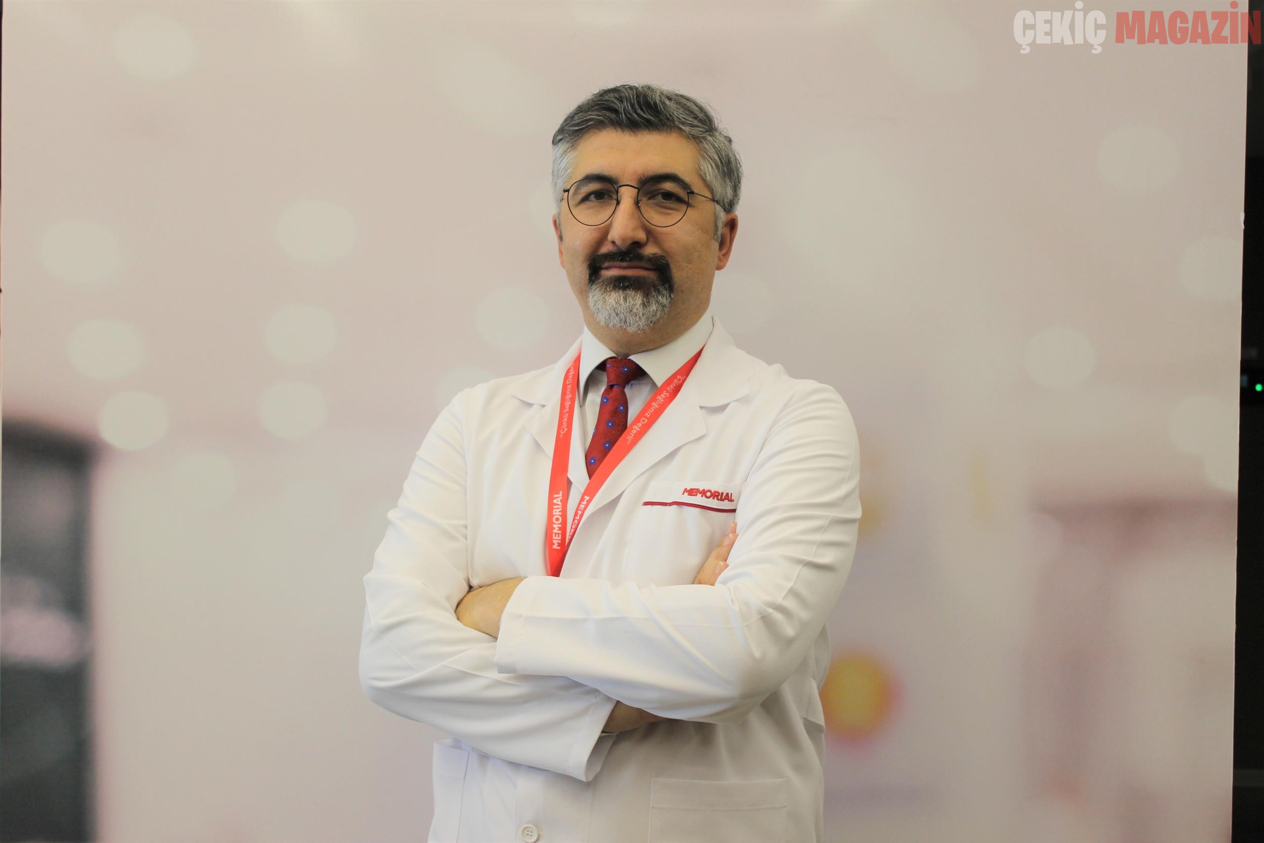 BOYUNDA ELE GELEN KİTLE, AĞIZDA YARA VE SES KISIKLIĞI KANSER HABERCİSİ OLABİLİR!