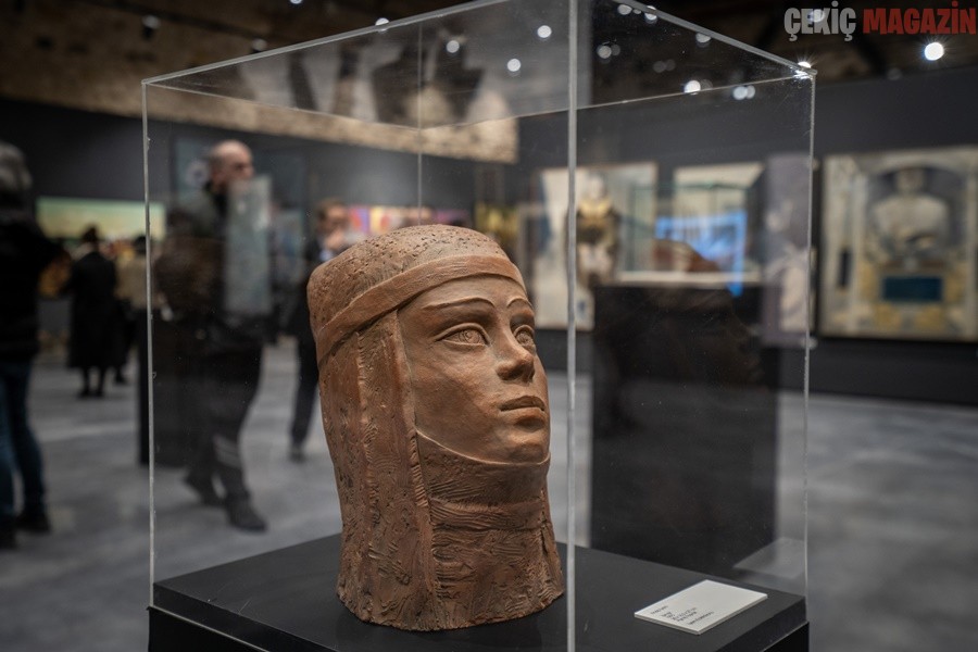 BELLİNİ’NİN FATİH SULTAN MEHMET PORTRESİ, KAPILARINI HALKA SANATLA AÇAN HALİÇ TERSANESİ’NDEKİ İSTANBUL SANAT MÜZESİ’NİN “AH GÜZEL İSTANBUL” SERGİSİNDE!