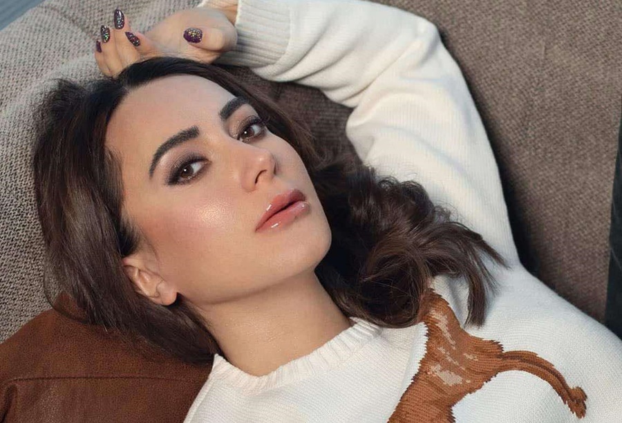TUĞBA ÜNAL’DAN HAYRANLARINA BÜYÜK SÜRPRİZ