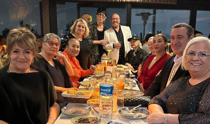 Avrupa Müzik Topluluğundan muhteşem gala Aşka Dair Size Söyleyeceklerimiz Var