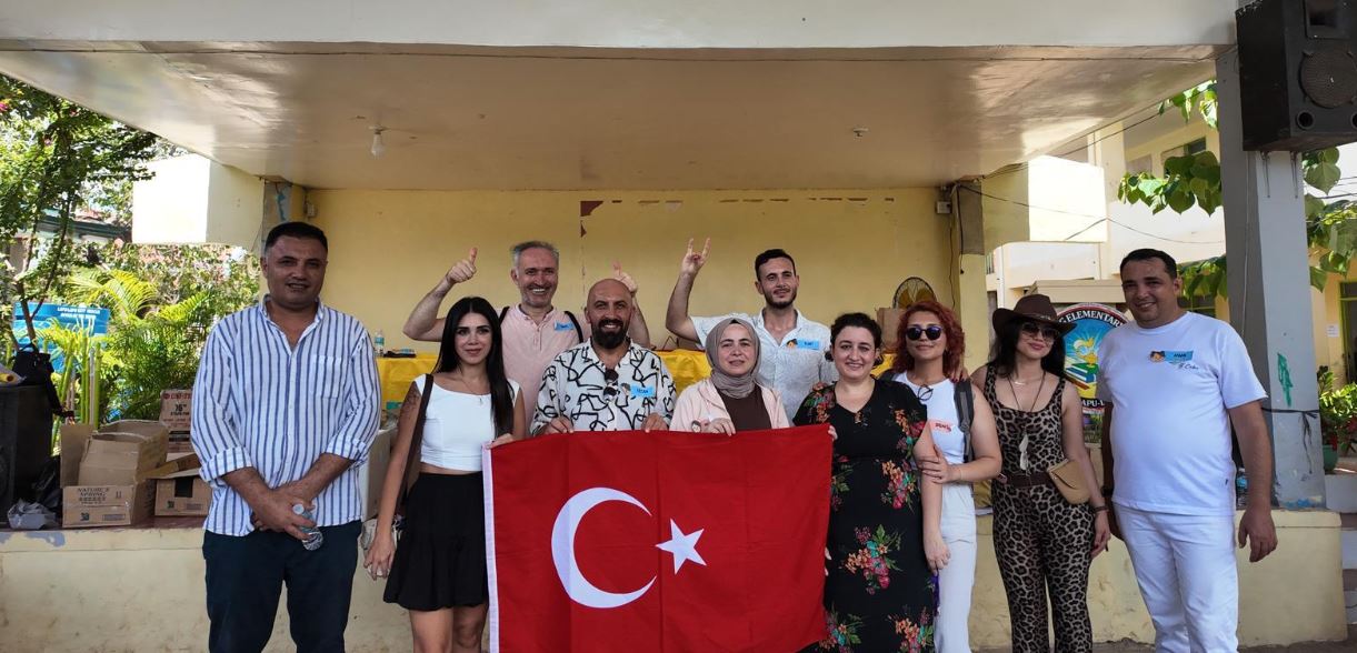 Muhammet Aydın’dan Filipinler’de anlamlı Türkiye tanıtımı