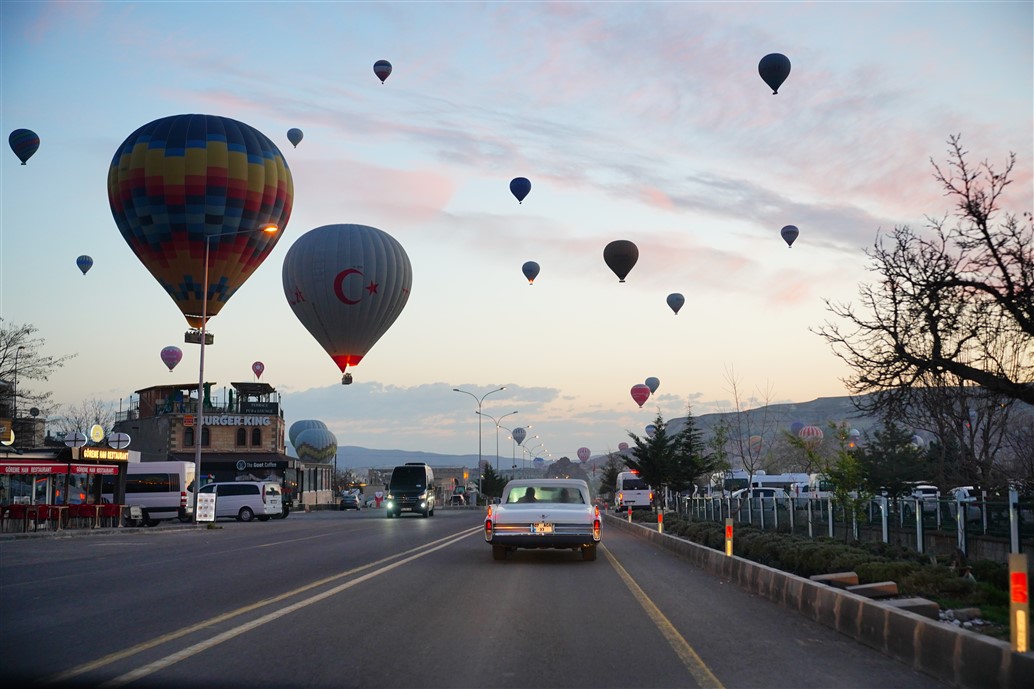 Klasik Otomobiller Kapadokya’da Baharı Karşıladı