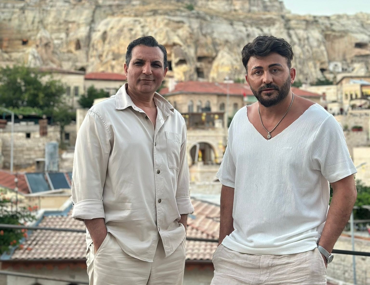 ERKEK DÜETLER YARIŞIYOR