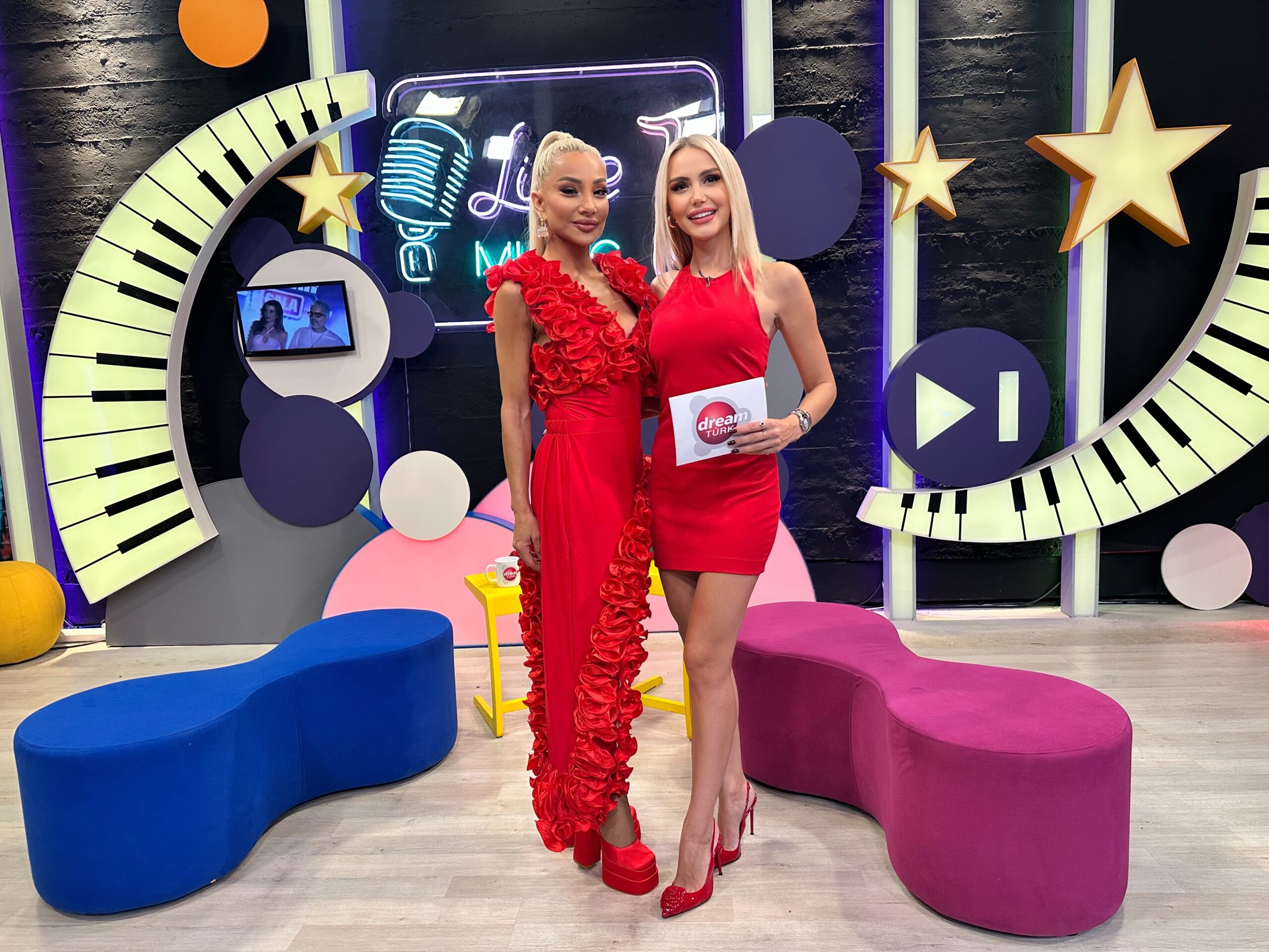 Moda, müzik ve magazin 50Fifty’de