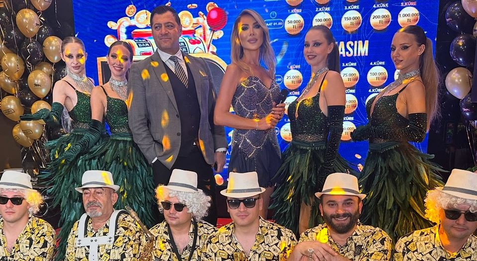 Kıbrıs’ta 90’lar Fırtınası! Gizem Özdilli’den ‘Hüp’ İtirafı