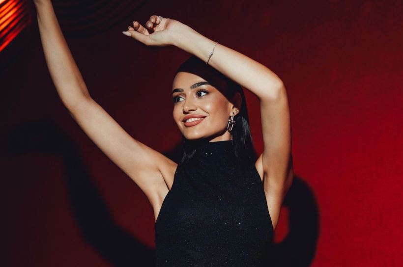 ELİF BUSE DOĞAN’DAN YENİ SINGLE: “KAÇSAM GİTSEM”