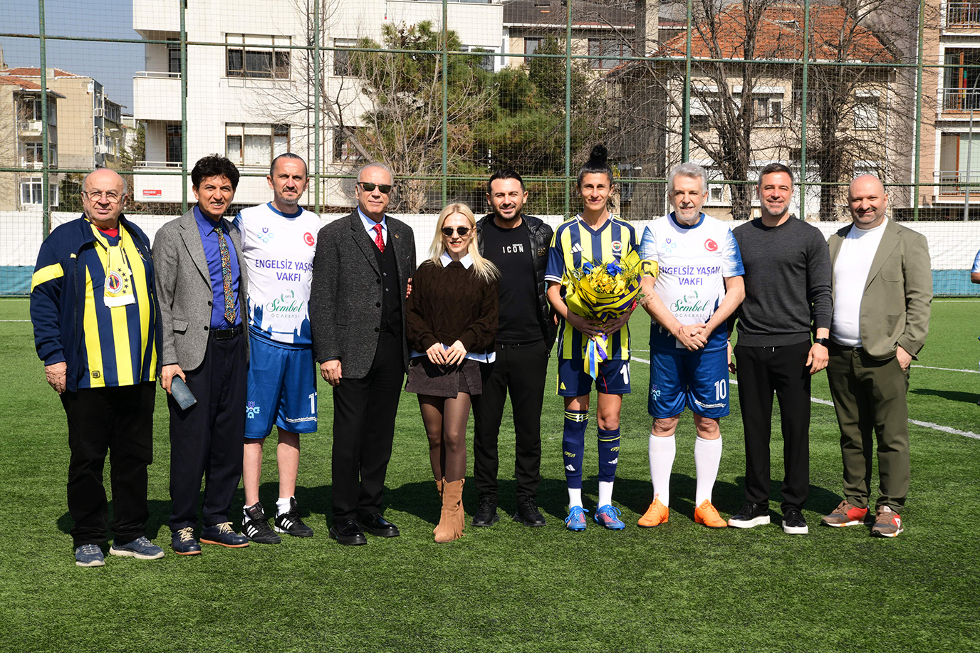 “Kadına Şiddete” futbollu mesaj  8 Mart için yeşil sahada buluştular