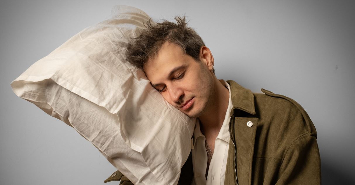 Umur Erdem’den Yeni Tekli: “Huzurlu Arbede” 13 Mart’ta GTR Müzik’te Yayında!