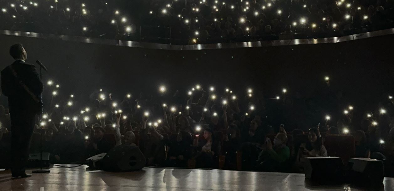 MERT DEMİR AVRUPA’YI BÜYÜLEDİ: KOPENHAG’DA UNUTULMAZ KONSER!