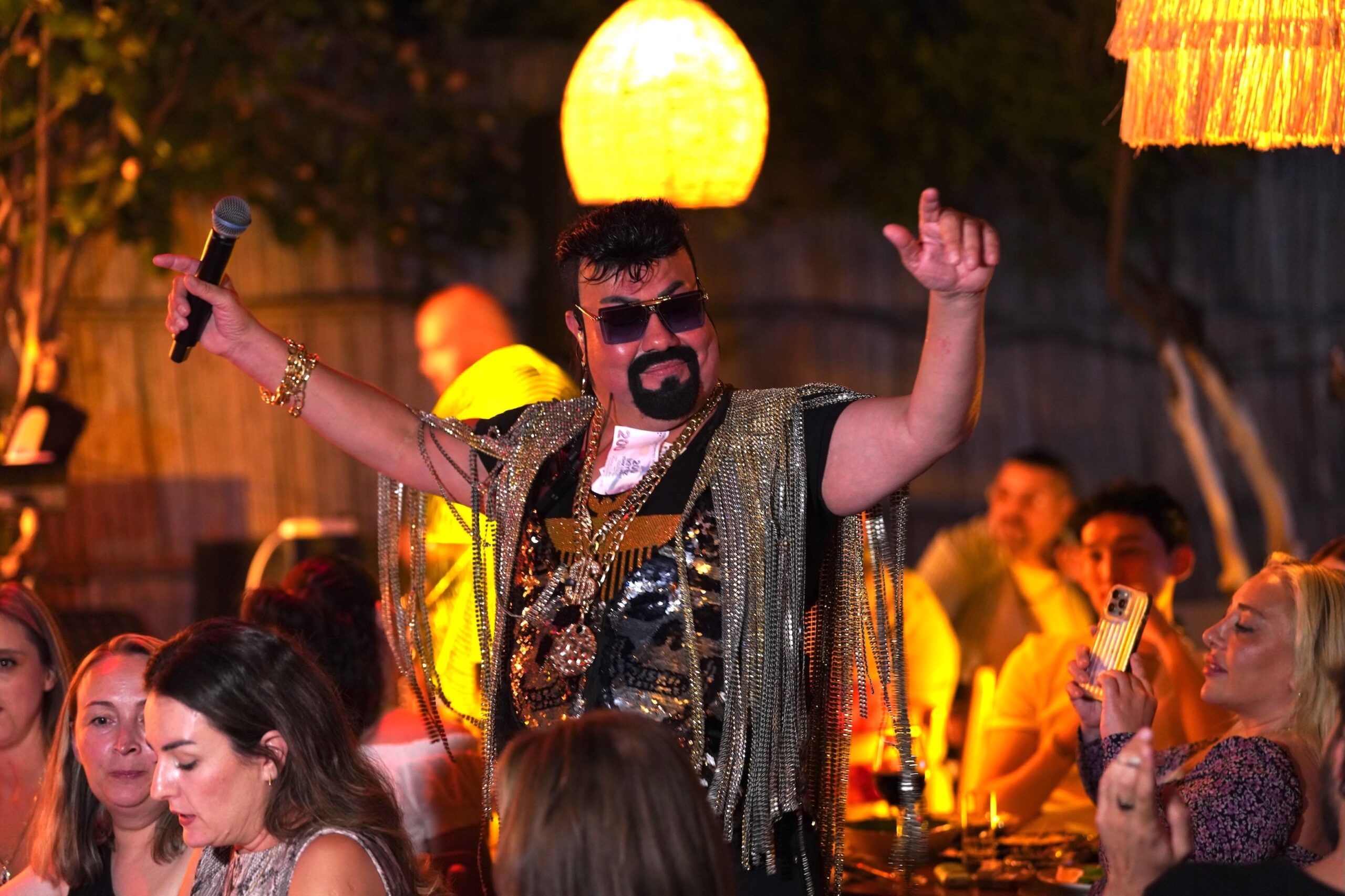 Kobra Murat’la Bodrum Geceleri Alev Alacak